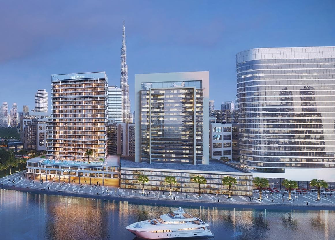 Ready-to-move-in residences with private jacuzzis on terraces by the city canal 1